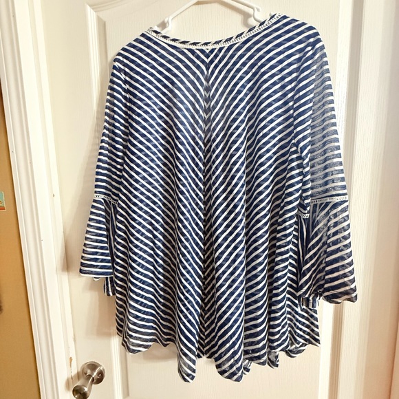 New Directions Women’s Blue White Striped Bell Sleeve Blouse L. MH-99 - Picture 5 of 5